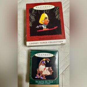 NWT Hallmark Looney Tunes Keepsake Ornament Speedy Gonzales & Taz & She Devil